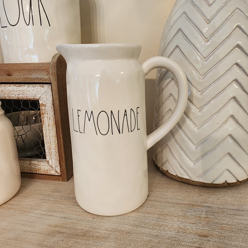 NWT Rae Dunn Lemonade Farmhouse Pitcher